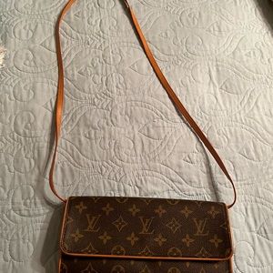 Louis Vuitton twin Pochette  GM In monogram canvas and vacuetta leather